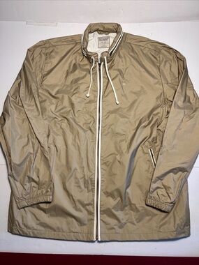 Vintage Old Navy Men’s Lightweight Tan Windbreaker Jacket Y2K